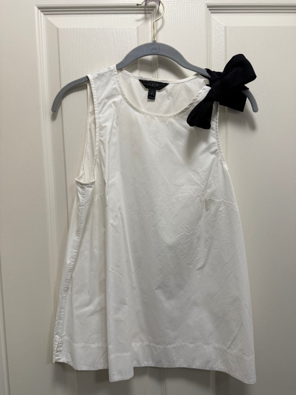 J Crew White Sleeveless Cotton A line top with Black Bow on Shoulder - Size 4